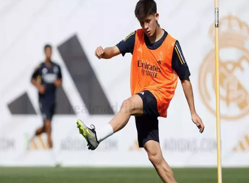 Foto - Sakatlığına meydan okudu! İnşallah iyi dönecek: Dönüşüne ilişkin tahmin!