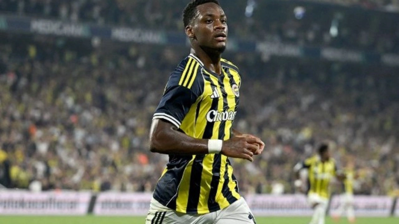 Sakatlığını atlattı! Jhon Duran antrenmanlara başladı