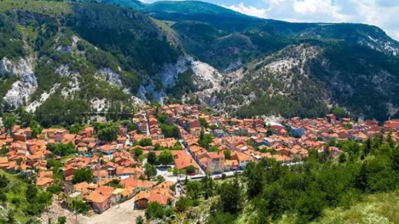 Foto - Sakin bir yaşam sürüyorlar: İşte Türkiye'nin en mutlu şehri!