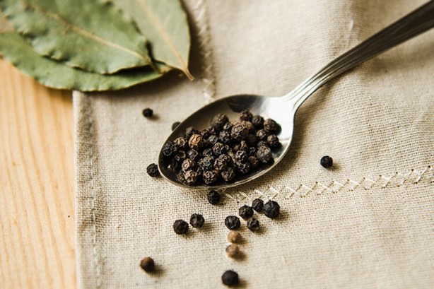 Foto - Sakın çöpe atmayın, üstünü kesin ve... Hiç aklınıza gelmeyecek bir işe yarıyor!