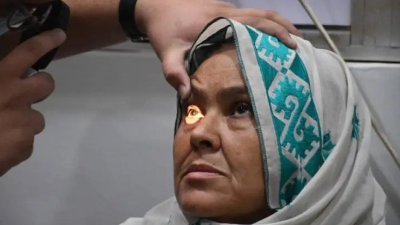 Foto - Sakın ihmal etmeyin: Göz kızarıklığı o hastalığın habercisi!