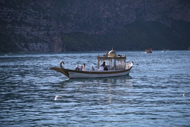 Foto - "Sakin şehir" Halfeti'de turizm hareketliliği