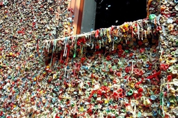 Foto - Sakızdan çıkan ilginç sanat