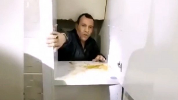 Foto - Saklandığı yerde sobelenen zanlı polisi görünce şoke oldu!