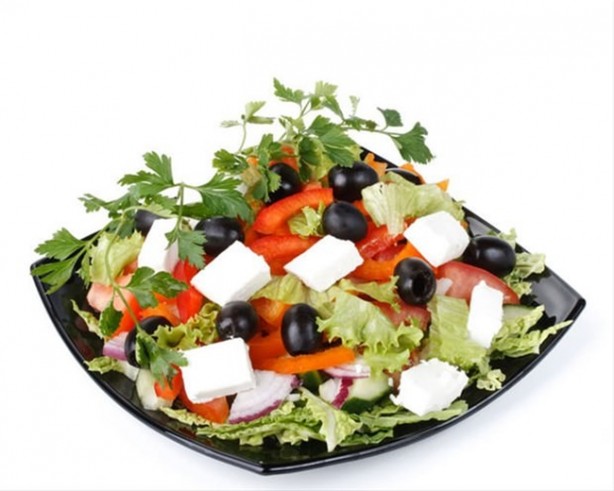 Foto - Salata yemek zayıflatır mı?