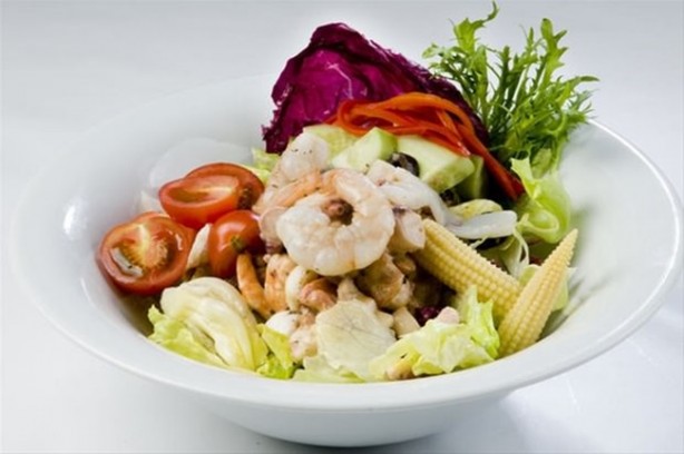 Foto - Salata yemek zayıflatır mı?