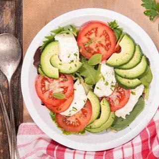 Foto - Salatalık ile domates tehlikesi! Eğer sabahları tüketiyorsanız öğrenince vazgeçeceksiniz