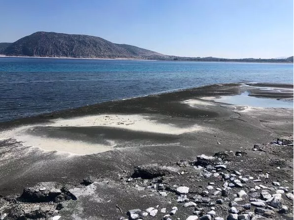 Foto - Salda Gölü'nün son hali şaşkına çevirdi! Uzman isimden çok kritik uyarı geldi