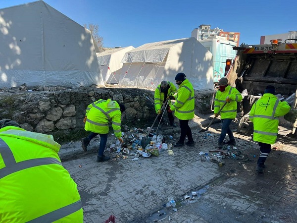 Foto - Salgın hastalıkları önlemek için çalışıyorlar! AK Parti’nin "Cemre Hareketi"