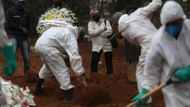 Foto - Salgını hafife alan Brezilya Devlet Başkanından dünyayı şoke eden hareket