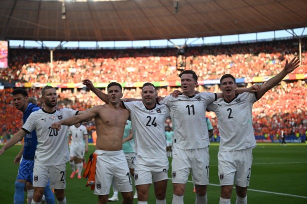 Foto - Salı günü Avusturya’nın şu özelliklerine aman dikkat! Tek tek karneleri artık elimizde…