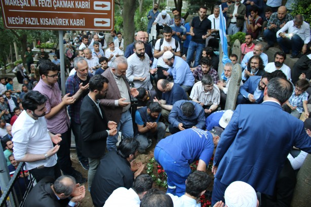 Foto - Salih Mirzabeyoğlu, son yolculuğuna uğurlandı