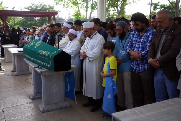 Foto - Salih Mirzabeyoğlu, son yolculuğuna uğurlandı