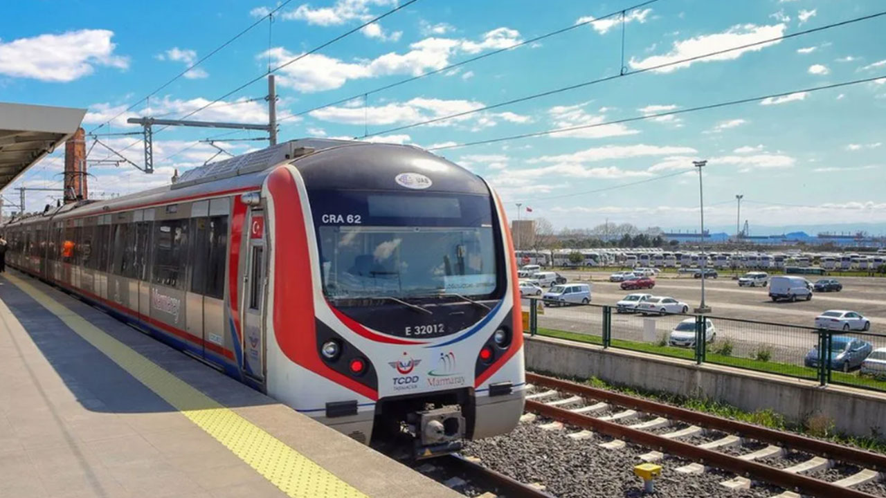 Foto - Salih Tuna 'AK Parti'nin büyük çaresizliği' diyerek söze başladı, sonrası olay