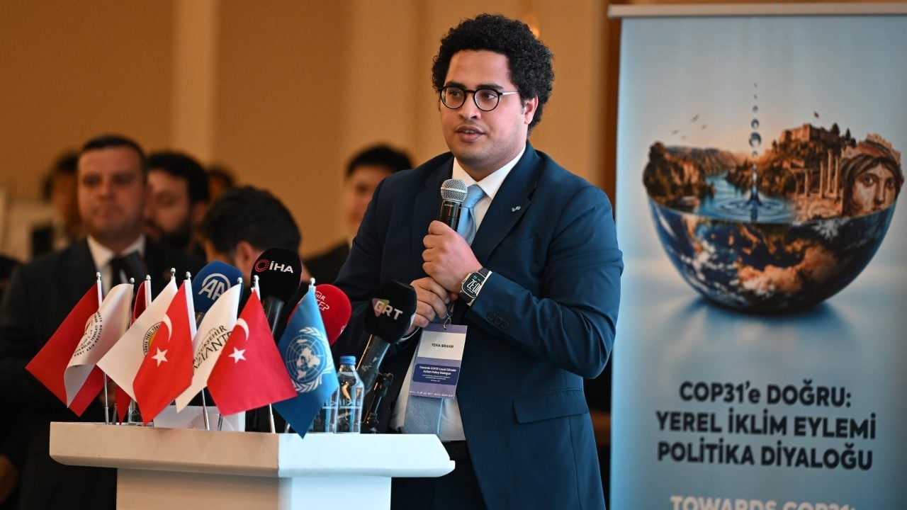 Foto - Samed Ağırbaş: Yerelde Hazır Projeler Var, Dünyanın Bu Projelere Giden Yolu Açması Gerekiyor