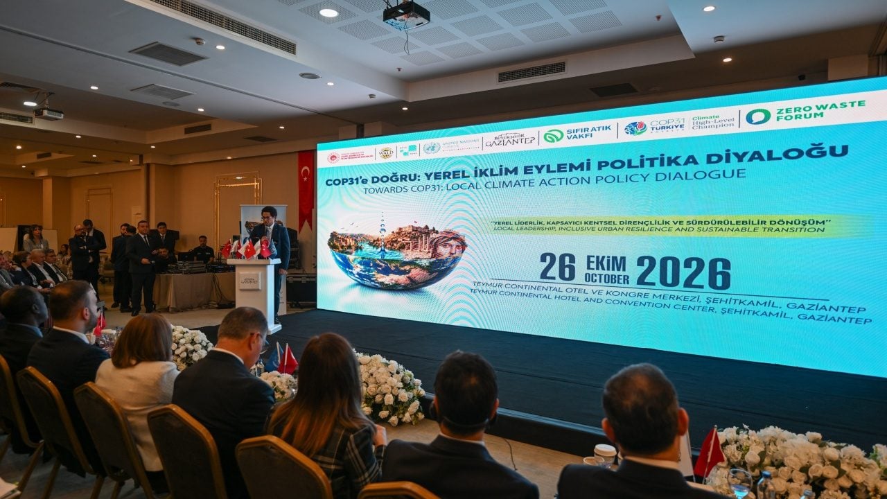 Foto - Samed Ağırbaş: Yerelde Hazır Projeler Var, Dünyanın Bu Projelere Giden Yolu Açması Gerekiyor