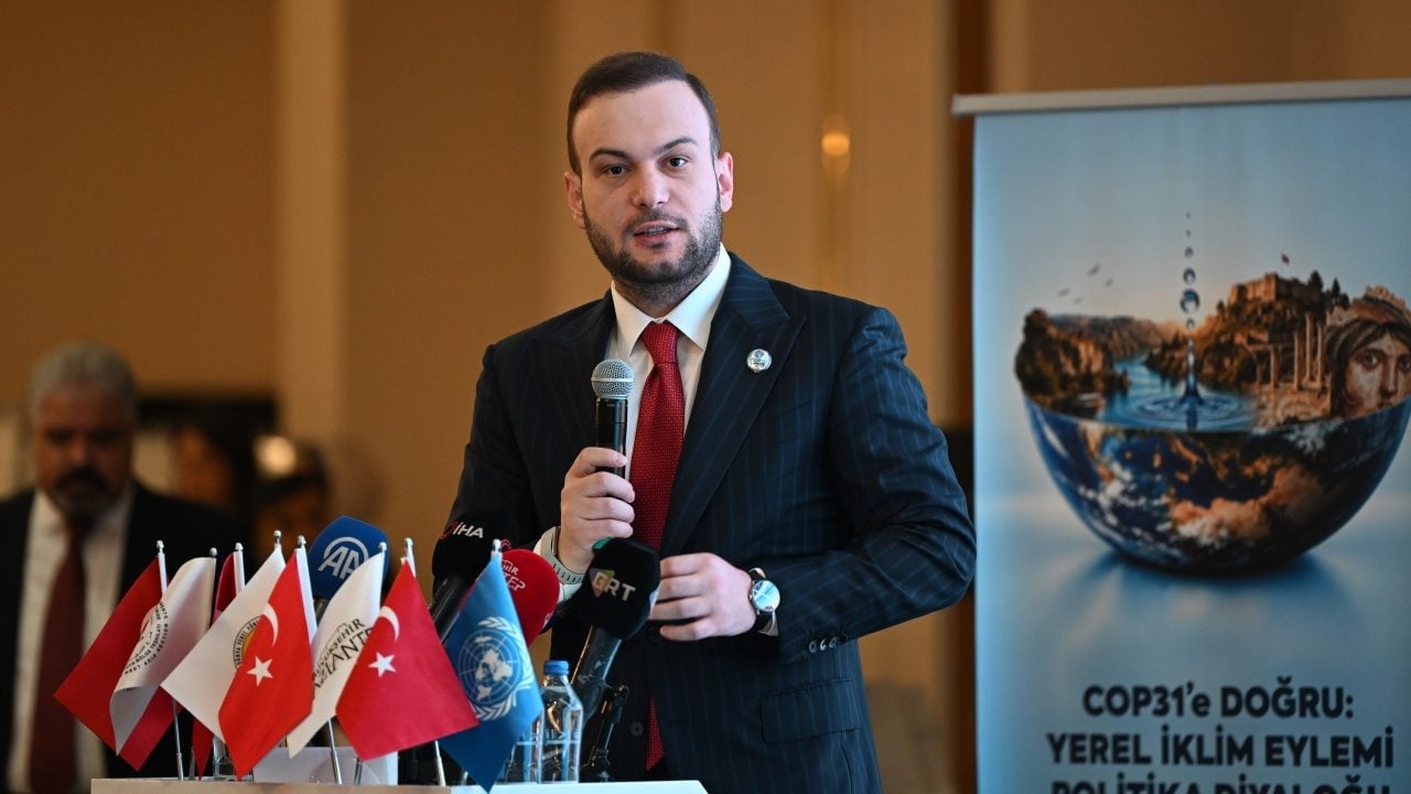 Foto - Samed Ağırbaş: Yerelde Hazır Projeler Var, Dünyanın Bu Projelere Giden Yolu Açması Gerekiyor