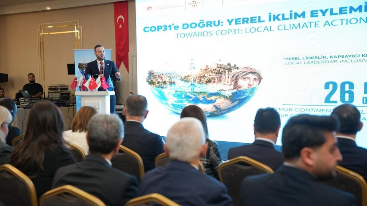 Foto - Samed Ağırbaş: Yerelde Hazır Projeler Var, Dünyanın Bu Projelere Giden Yolu Açması Gerekiyor