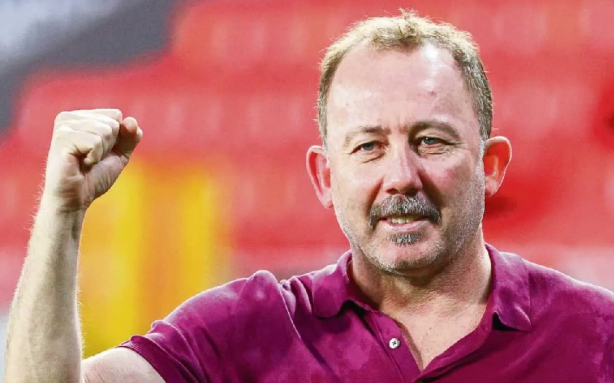 Foto - Samet Aybaba o ismi resmen paylaştı! Gündem oldu: Binbir takla atıp yine aynı hoca mı? Tartışma çıkacak!