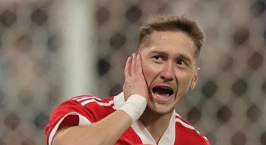 Samet Aybaba 'sürpriz bir şey olacak' diyerek açıkladı: Beşiktaşlılar resmen çıldıracak...