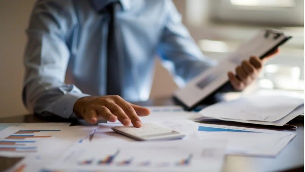 Foto - Şamil Tayyar 'sorun var' diyerek uyardı: Esenyurt’taki bakkala, kasaba müfettiş gönderirseniz...