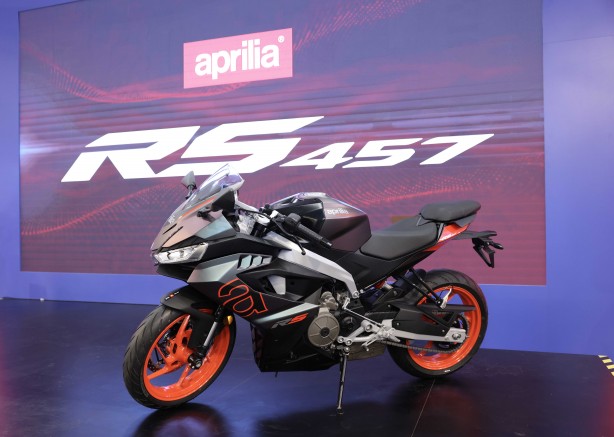 Foto - Şampiyon Aprilia’dan bir ilk: Al, dene, uymazsa geri getir!