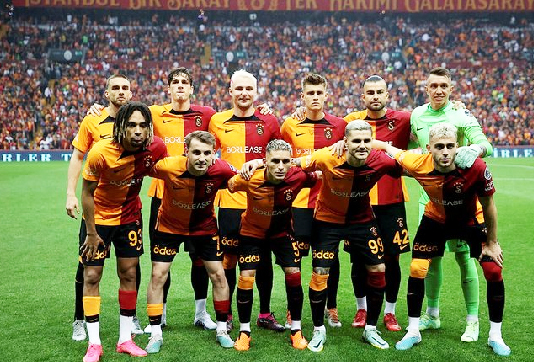 Foto - Şampiyon Cim-Bom ilk bombayı patlatıyor: Yok böyle bir yıldız.. İlk kez duyacaksınız! 