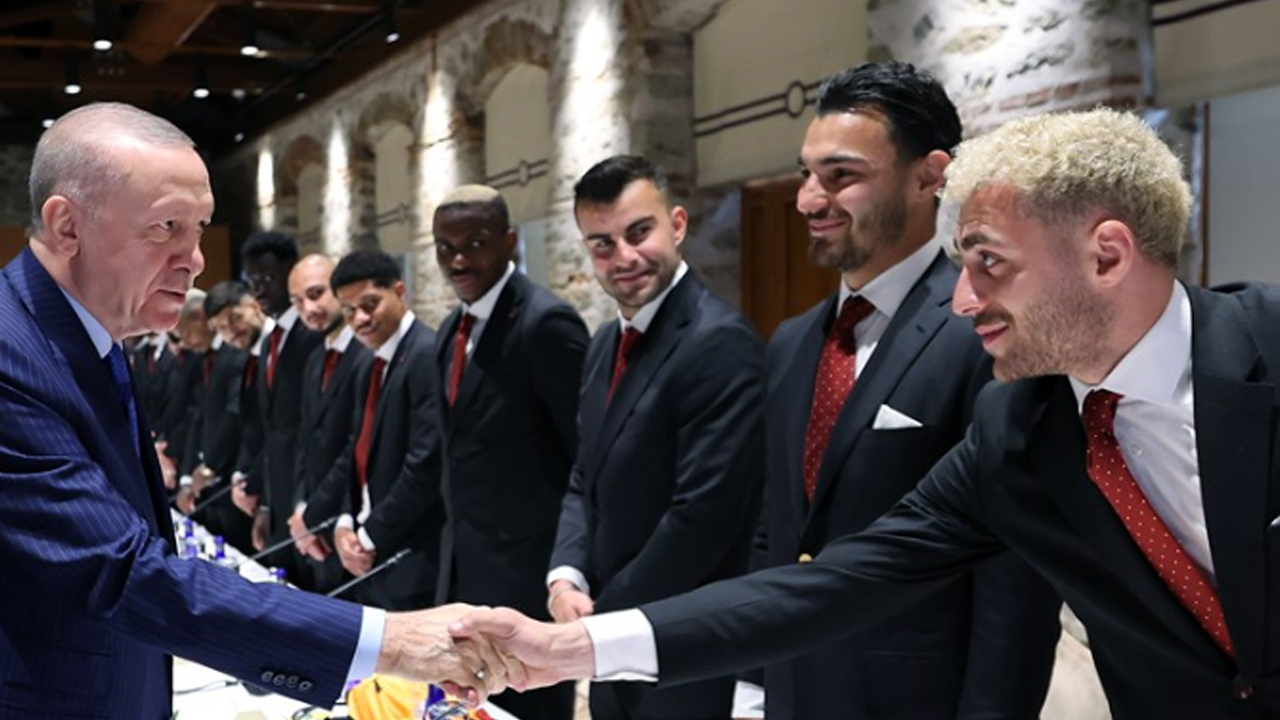 Foto - Şampiyon Galatasaray, Başkan Tayyip Erdoğan'ın huzurunda! Sıcak görüntüler...