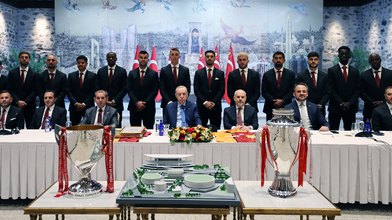 Foto - Şampiyon Galatasaray, Başkan Tayyip Erdoğan'ın huzurunda! Sıcak görüntüler...