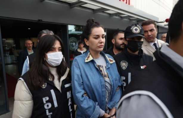 Foto - 'Şampiyonlar Ligi' dağıldı Fotoğraftaki fenomenlerin mal varlıklarına el konuldu