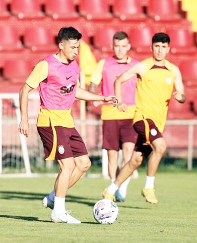 Foto - Şampiyonlar Ligi için öyle bir yıldız geliyor ki... Tam isabet!