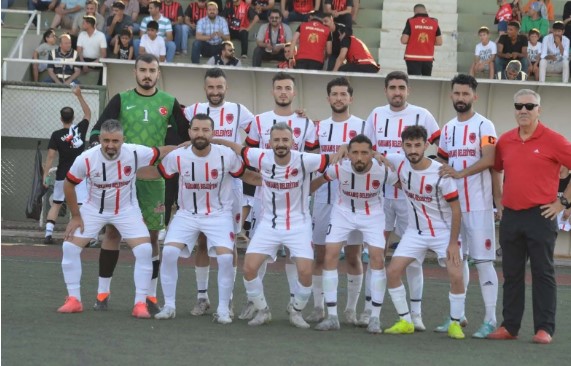 Foto - Şampiyonluğu iptal ettiren olay! Bakın Suriyeli Abdurrahman Amatör Lig'i nasıl karıştırdı