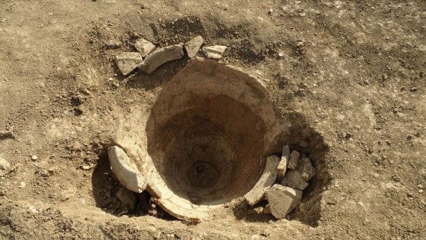 Foto - Samsun'da konut inşaatı için arazisini kazdırdı gördüklerine inanamadı hepsi Helenistik döneme ait