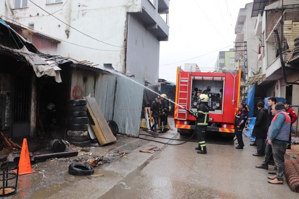 Foto - Samsun'da panik! Soba patladı