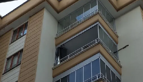 Foto - Samsun’da şoke eden, korkutan olay yaşandı! Üzerine öyle bir şey düştü ki: kadın apar topar hastaneye kaldırıldıktan sonra anlaşıldı ki...