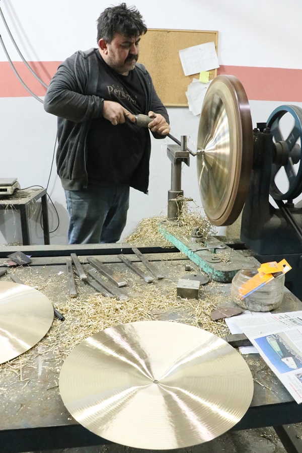 Foto - Samsun'da üretilen bateri zilleri 30'dan fazla ülkeye satılıyor