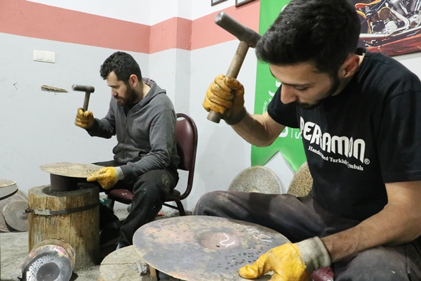 Foto - Samsun'da üretilen bateri zilleri 30'dan fazla ülkeye satılıyor