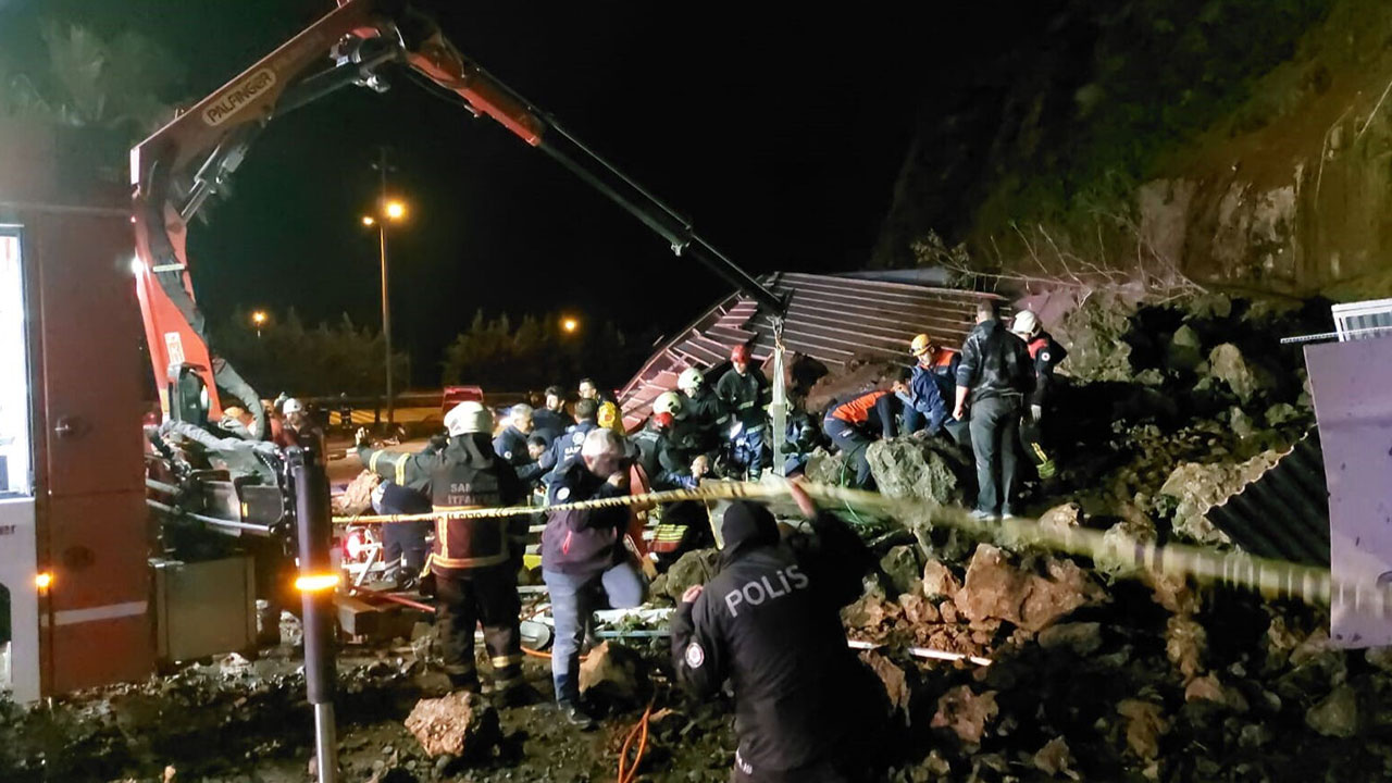 Foto - Samsun'daki heyelan faciasından kahreden haber