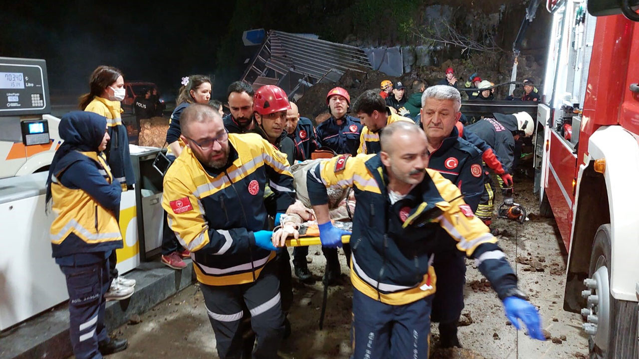 Foto - Samsun'daki heyelan faciasından kahreden haber