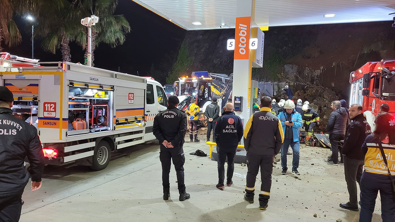 Foto - Samsun'daki heyelan faciasından kahreden haber