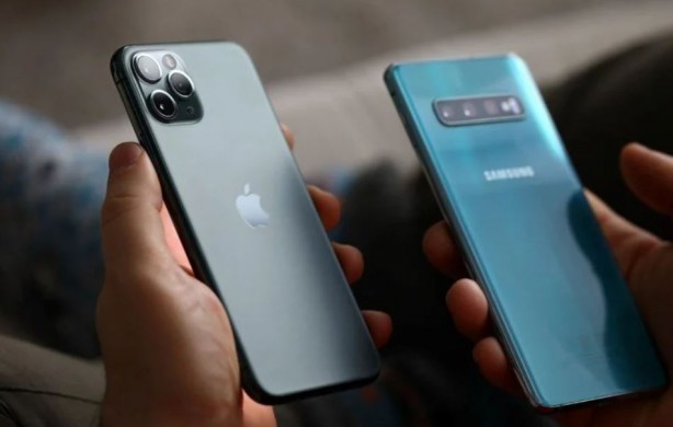 Foto - Samsung, Apple'ı ezip geçti