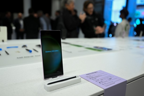 Foto - Samsung Galaxy S23 serisini tanıttı! İşte fiyatı