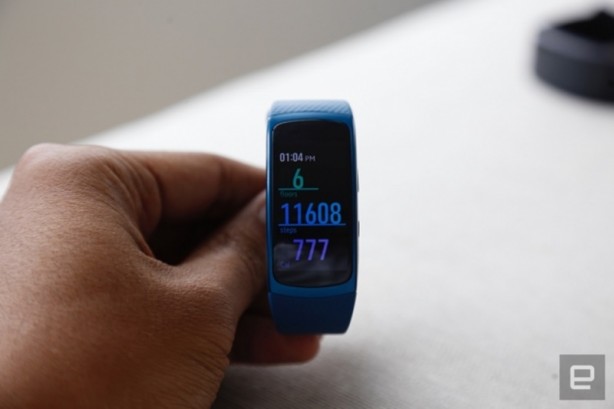 Foto - Samsung Gear Fit 2 özellikleri ve fiyatı