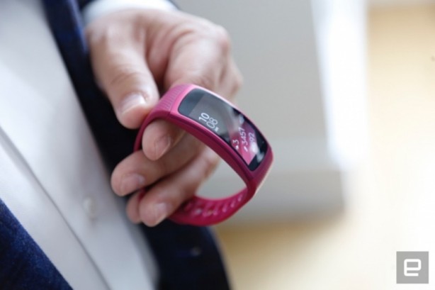 Foto - Samsung Gear Fit 2 özellikleri ve fiyatı
