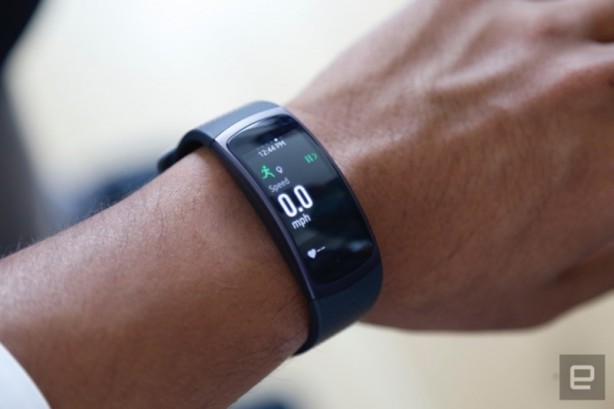 Foto - Samsung Gear Fit 2 özellikleri ve fiyatı