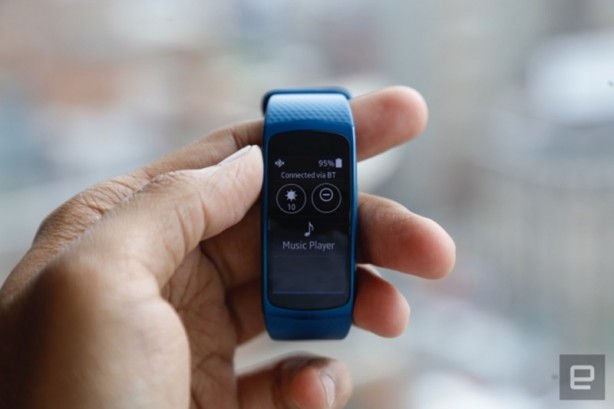 Foto - Samsung Gear Fit 2 özellikleri ve fiyatı