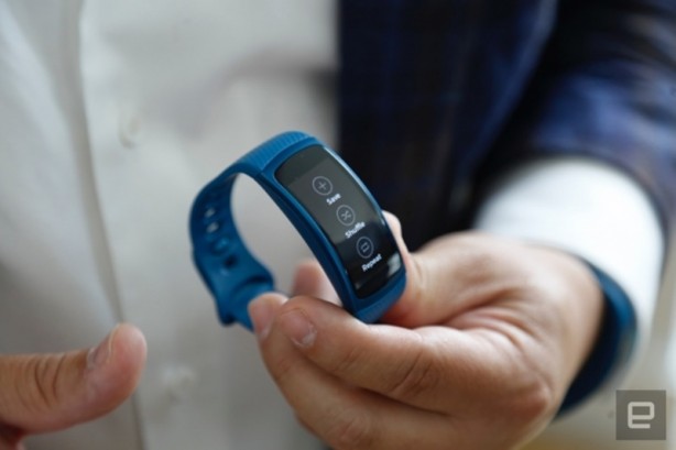 Foto - Samsung Gear Fit 2 özellikleri ve fiyatı