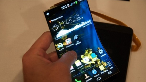 Foto - Samsung'dan katlanabilir telefon konsepti