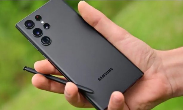 Foto - Samsung’tan şarj problemine çözüm! Yeni ekran büyük fark yaratacak