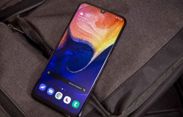 Foto - Samsung’tan şarj problemine çözüm! Yeni ekran büyük fark yaratacak